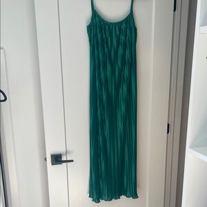 Elegant Green Maxi Dress